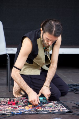 image from Estas Tonne